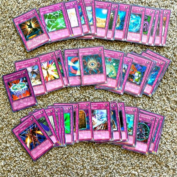 Yu-Gi-Oh Card Collection - Picture 6 of 8